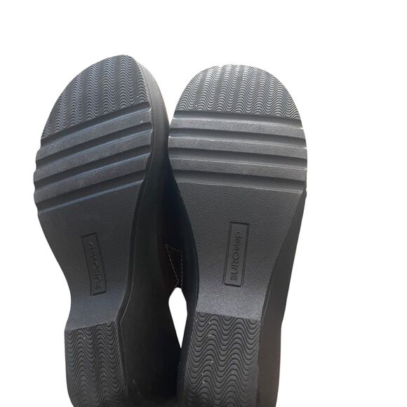 Eurostep Women's Size 7 M Brown Leather Floral Slip On Comfort Clogs - Picture 8 of 9